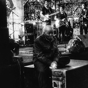 大鸡巴操骚货免费视频
